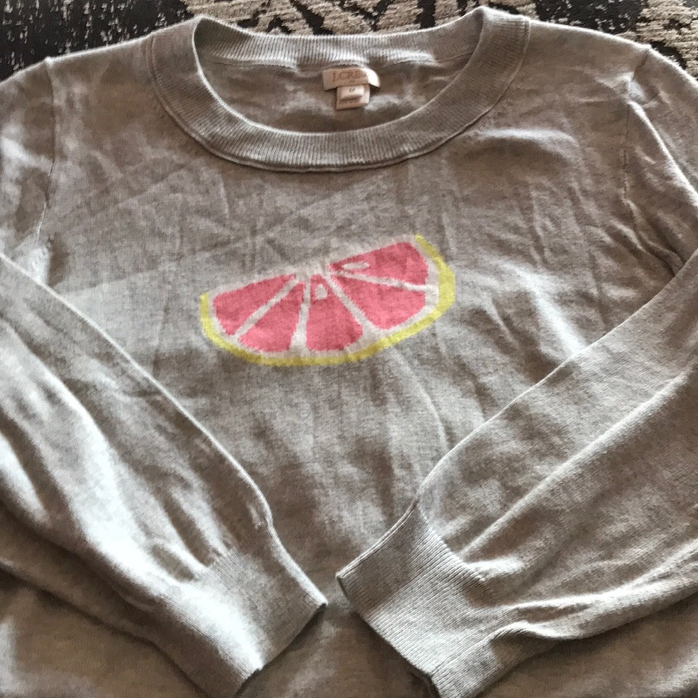 Never worn JCrew lightweight sweater. Size medium
